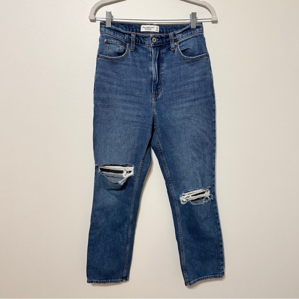 Abercrombie & Fitch The Ankle Straight Ultra High Rise Jeans Size 27 / 4